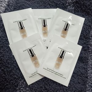 5x La Mer Soft Fluid Foundation Samples